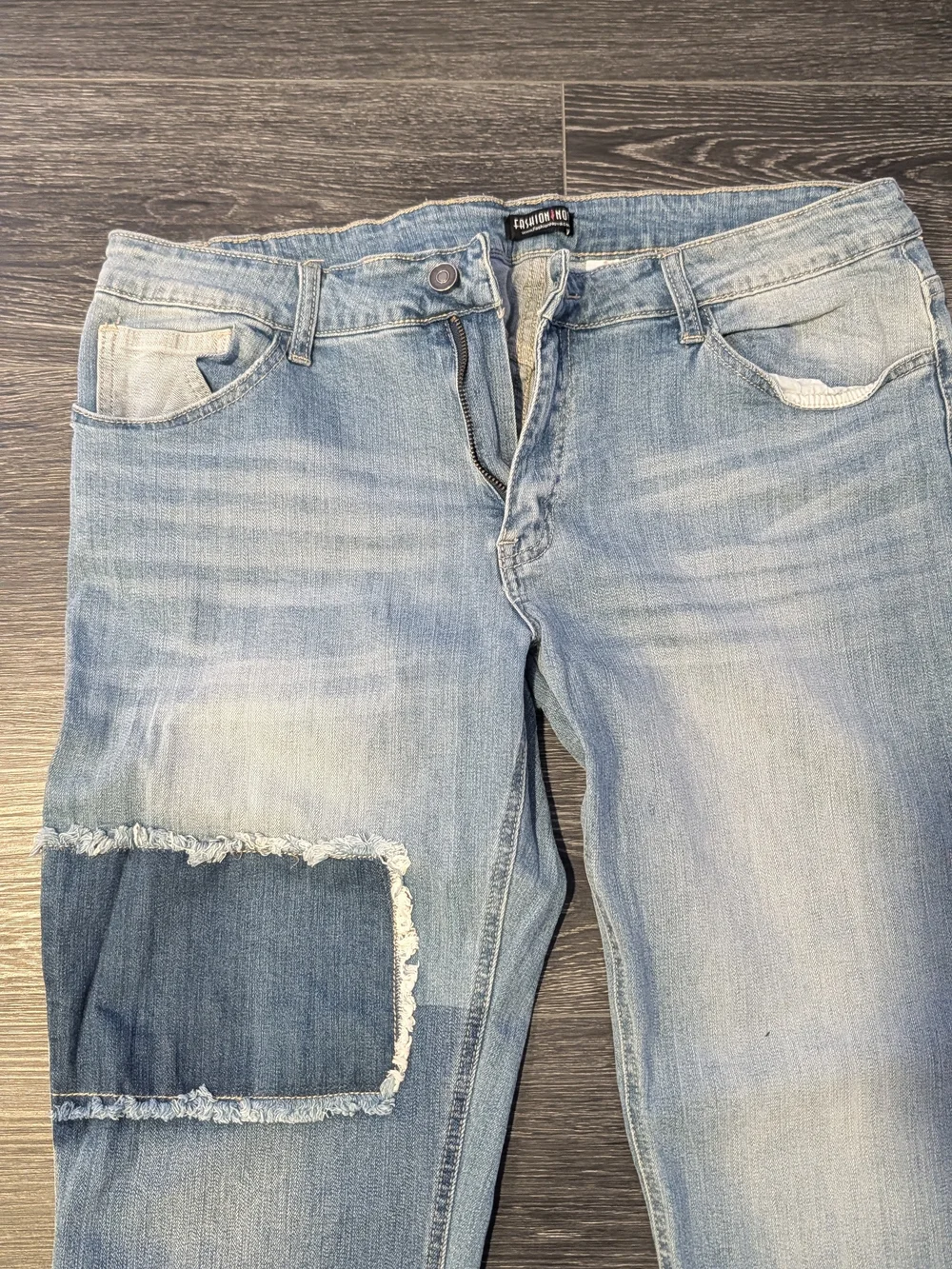 Light Wash Patch Skinny Jeans